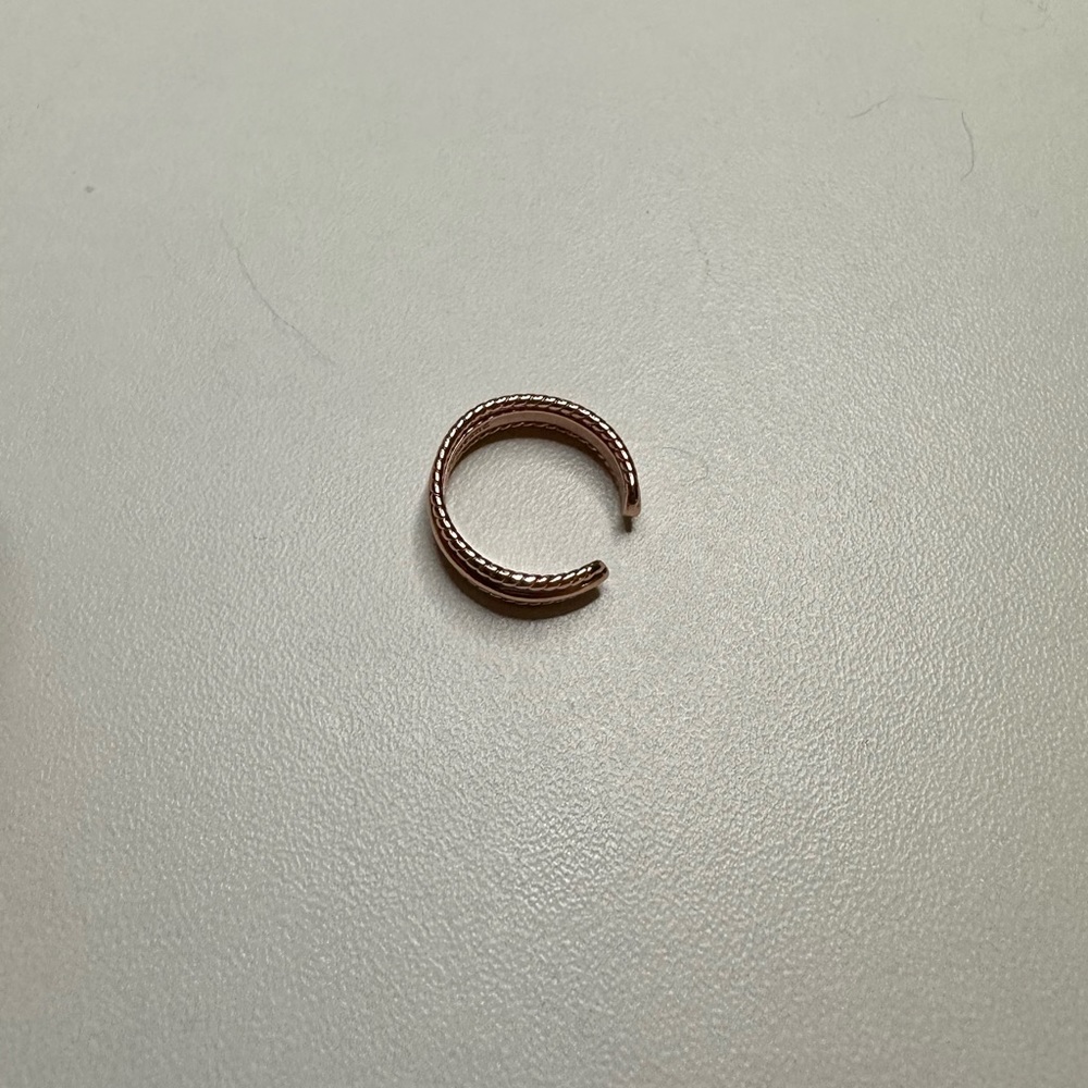 Pura Vida Ear Cuff - Picture 4 of 6